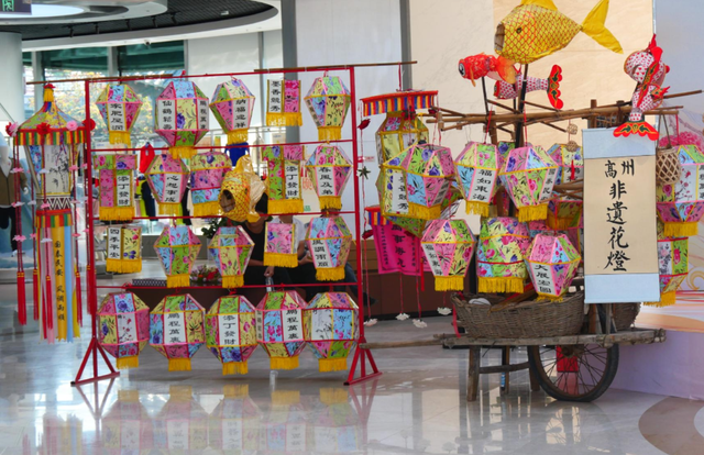 第六场圆满落幕！高州非遗花灯吸睛，柏桥服务区“趁墟”激活文旅消费新活力