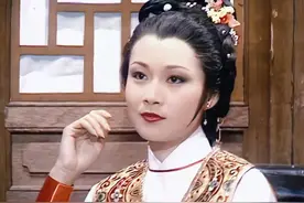 因“黄蓉”走红，结婚40年无儿无女，离世5年，丈夫仍未走出悲痛图片