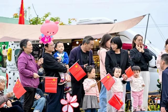 石楼泊河村国庆假期持续嗨! 20余项活动承包你的假期