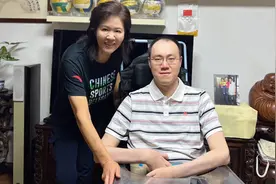 国手汤淼的近况：瘫痪16年，母亲妻子早已改嫁，试管女儿已6岁图片
