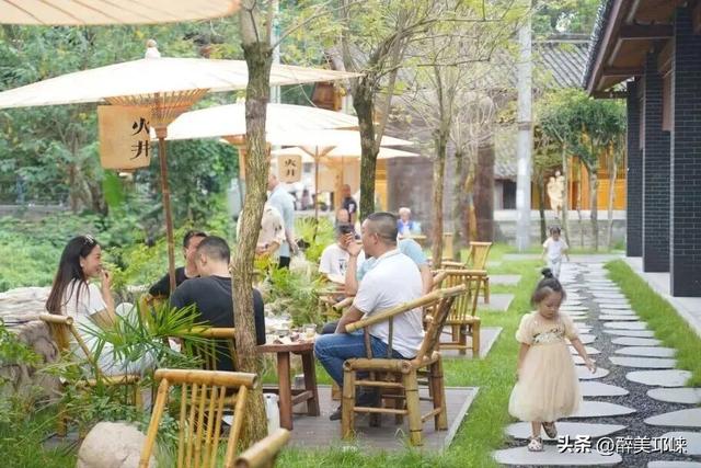 邛崃火井镇太会了！老建筑玩出“新鲜感”，来了就爱上