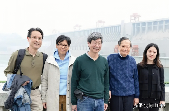杨振宁家庭情况曝光：三个儿女无人继承物理学，与翁帆关系也很好
