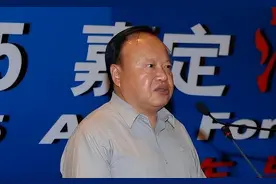 刘伦贤：曾担任两大军区副司令，却早7年退役，创造中将转业先例图片
