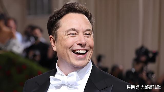 马斯克要拿万亿薪酬，为何手下老臣却集体跑路？是不相信马斯克吗