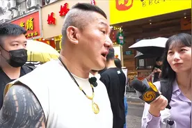 央媒力挺台湾网红“馆长”，释放3大信号，邱毅的话含金量还在升图片