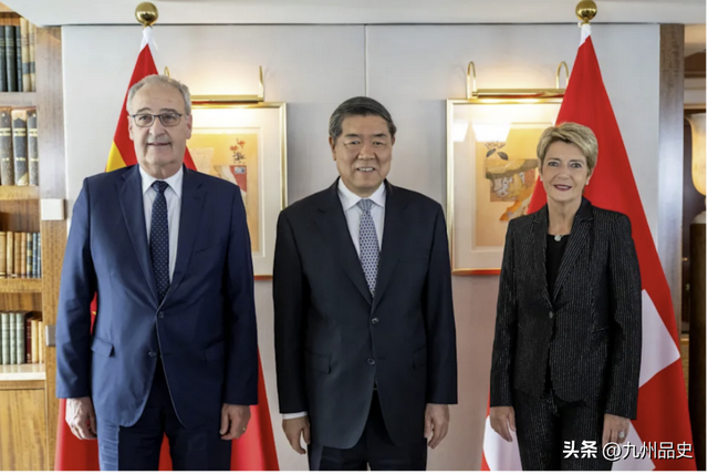 美方派人来华	，中美在北京会谈，特朗普宣布：美拿下百亿美元大单