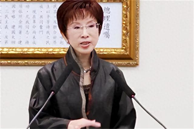 中方举办国宴欢迎贵宾，洪秀柱被安排在主桌迎客，与港澳特首同席
