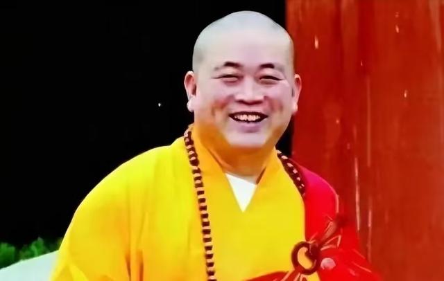 港媒视角下的释永信：双重户口，私生活混乱，真实身高不到1米6