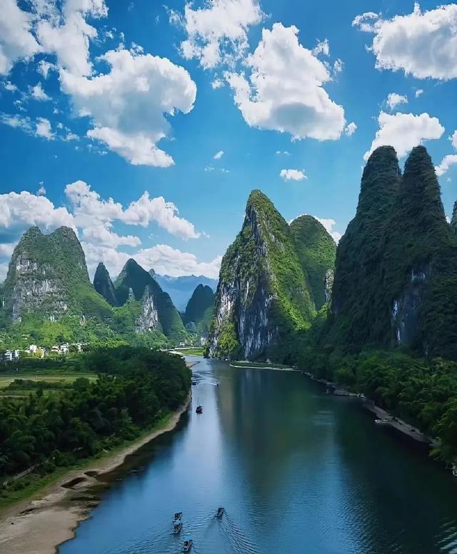 重磅揭秘！中国最美五大峰林，张家界仅排第2，你最钟情哪一座？