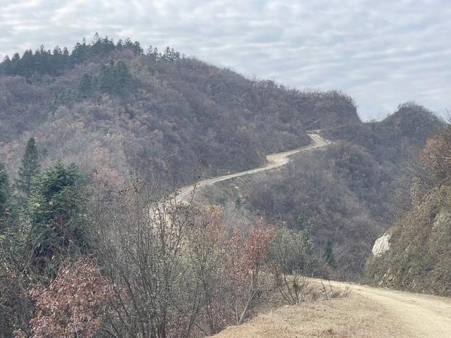 山地车越野正宗马丁公路（越野线）骑游马鬃岭东线攻略