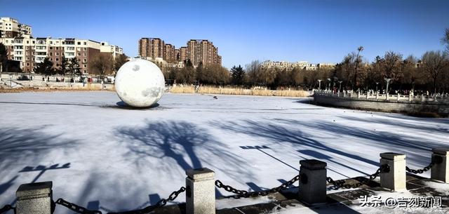 长春各大公园，雪后成“打卡热地”