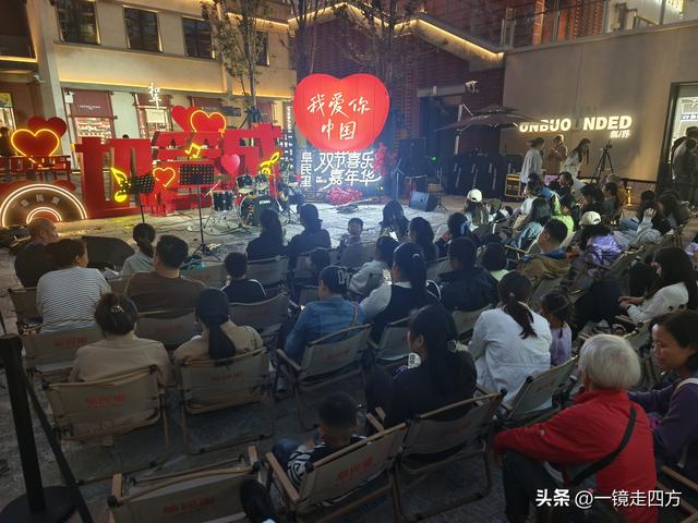 位于郑州商代城墙遗址旁的阜民里历史街区