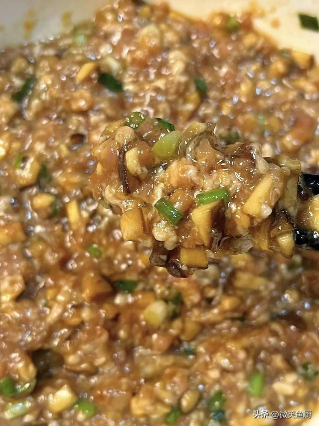 冬至吃饺子，提醒“3馅不上桌，福气不进门”，鲜美应季