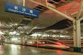 长沙南至北京西，夜间动卧5连发，夕发朝至，二等座491图片