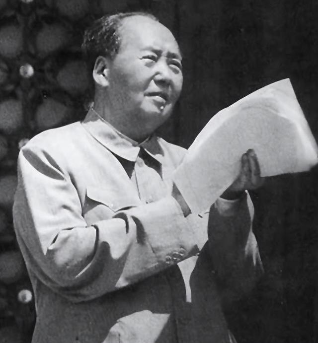 贺子珍在莫斯科医院给毛主席写信：我生了个男娃，他长得和你很像