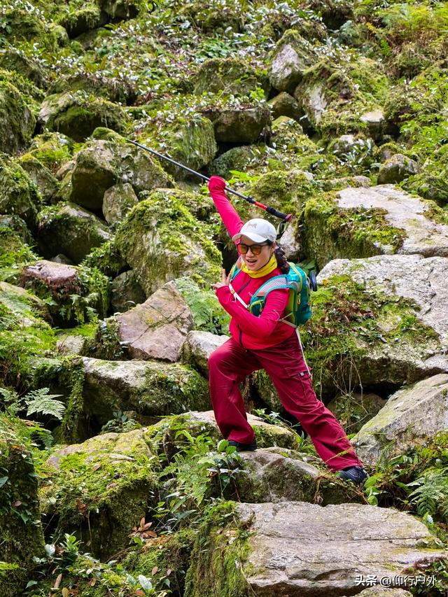 龙岩黄连盂徒步登山
