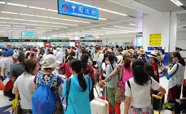 继德国之后，英国也开始贴出“中文标语”？中国游客：不能够接受