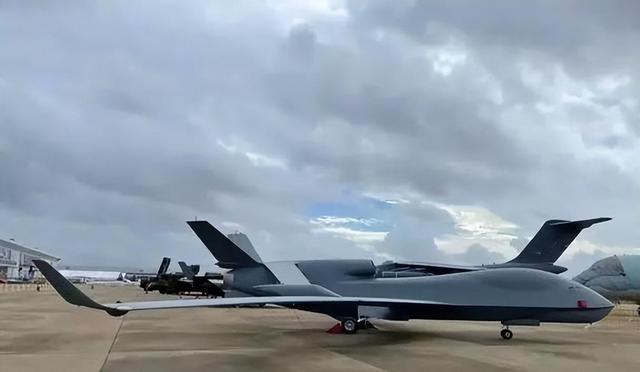 炸机场、炸基地、炸港口，以色列没想到朱拉尼有外援，美国急喊停
