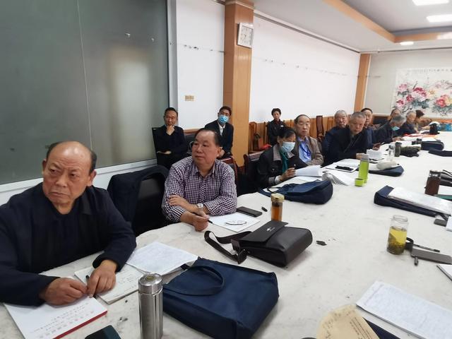 格律诗词学研创 艺术休养上水平