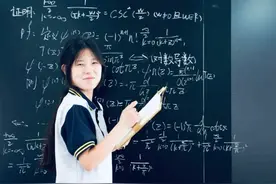 最近几天姜萍的底都被摸清了吧？还是那句话，人红是非多！图片