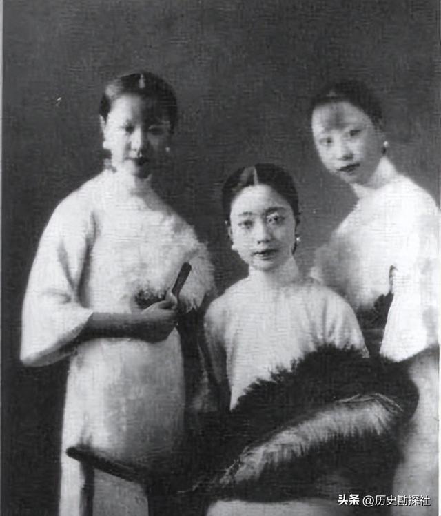 这才是皇后婉容的真实样貌，并非演员扮演，货真价实的罕见照片！