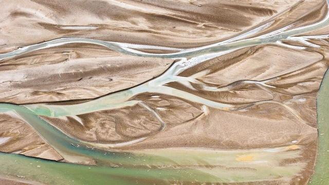 塔里木河起点，在这里温柔浪漫相拥