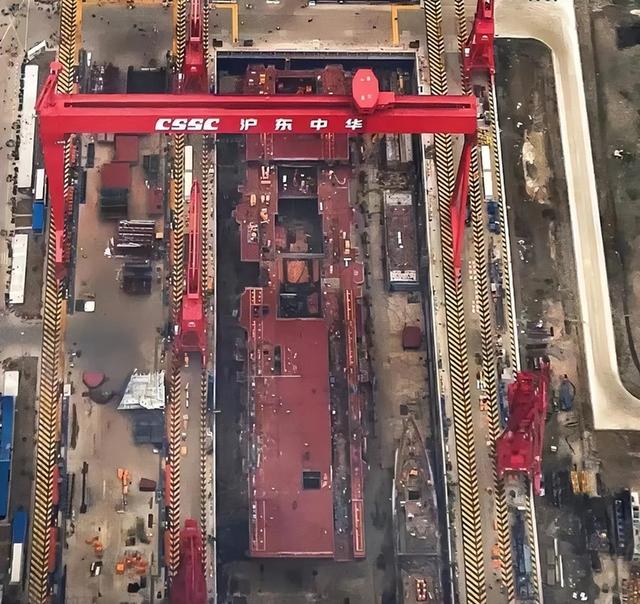 “四川舰”出海兵贵神速，巨舰还没服役就已形成威慑