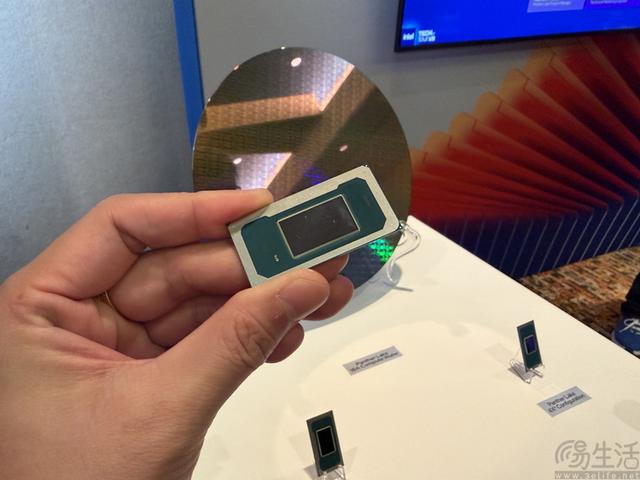 18A制程首秀、新架构井喷：2025 Intel Tech Tour解析