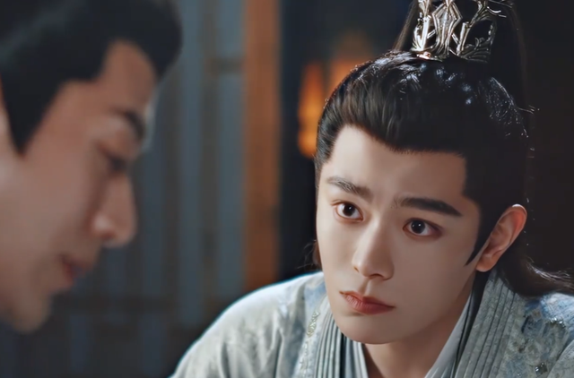 《天地剑心》《山河枕》各看4集，一部直接弃剧，一部熬夜狂追！