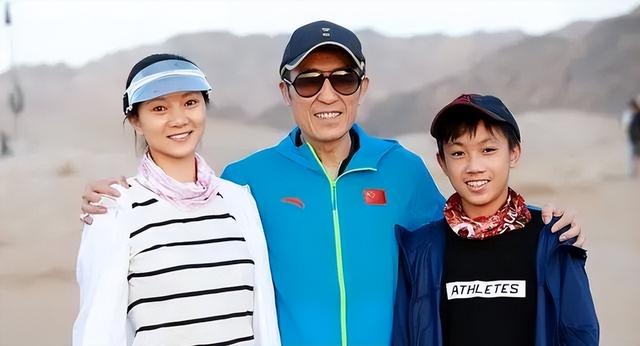 张艺谋做梦也没有想到，才24岁的儿子，如今已经开始为他争光了！ 第6张