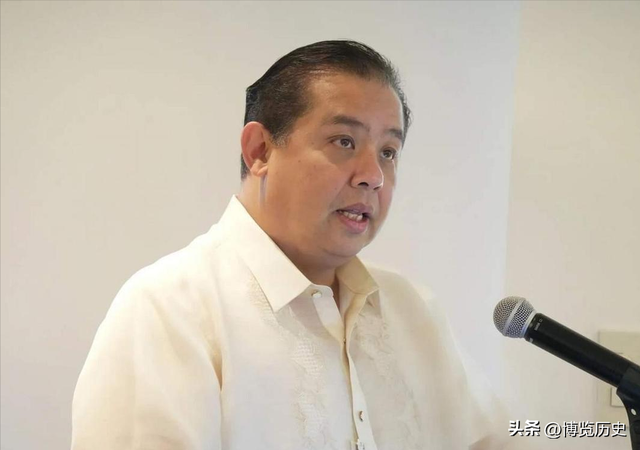 马科斯贪腐250亿曝光，密密麻麻的行李箱塞满现金	，送往亲戚家中