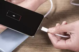 高三了，手机不管了，随便玩，不补课，照样可以是学霸啊图片