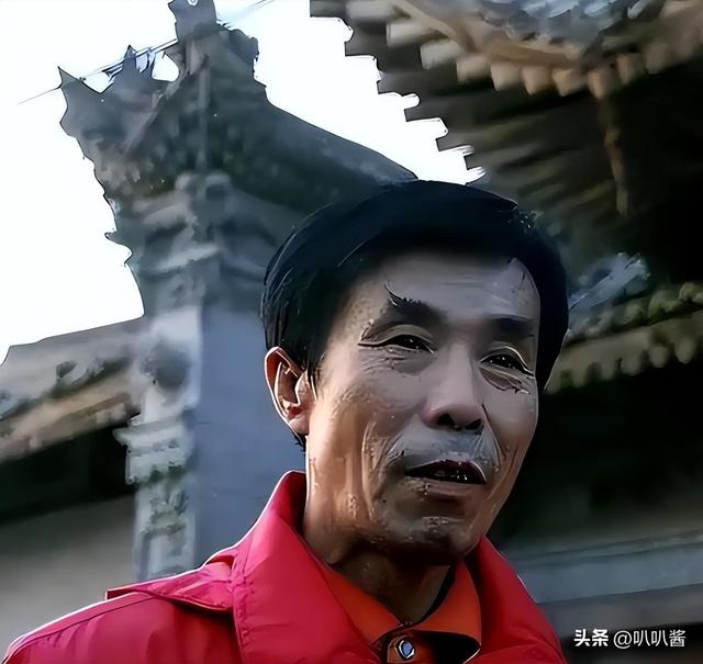 人狂必有祸！这次被何庆魁骂白眼狼的闫学晶，狐狸尾巴藏不住了