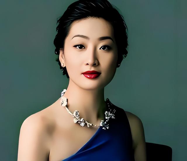 官媒发文！宗馥莉再破"天花板"，让亲叔宗泽后和商界刮目相看