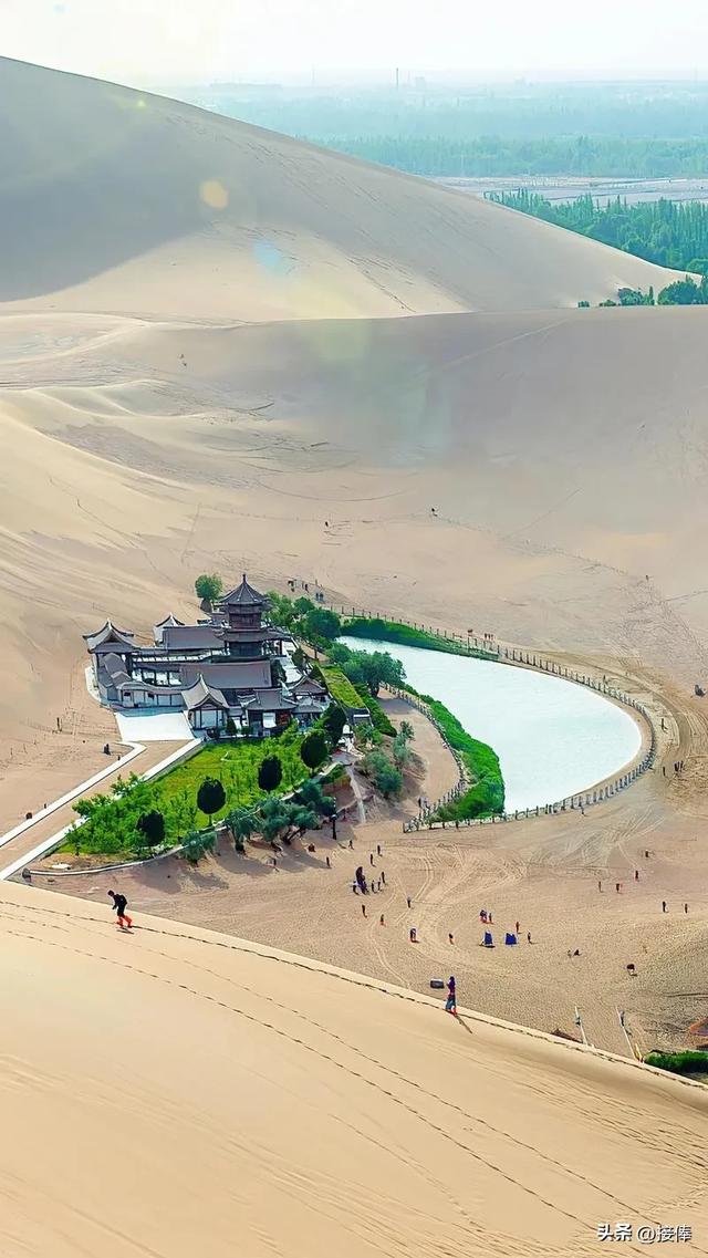 张传禄：游鸣沙山月牙泉