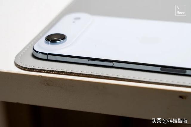 库克直播 5.5毫米+eSIM iPhone Air的每一处都是对安卓的降维打击