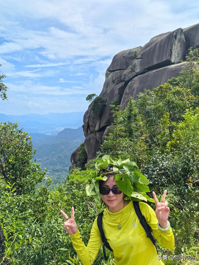 揭西猴面石徒步登山