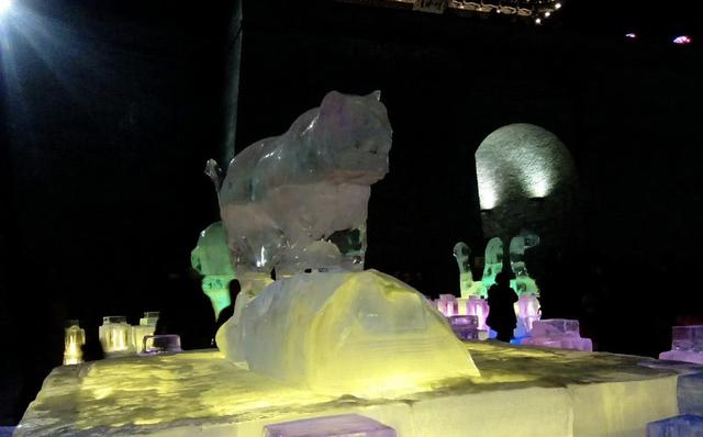 万人空巷闹元宵！大同古城灯火辉煌，一眼梦回北魏盛世