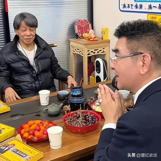 陈光标怒撕遮羞布：功夫巨星梁小龙哪里是病死，分明是被折腾死的