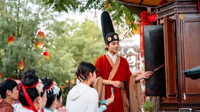 豫见清明上河园｜中原文旅崛起的全国范例