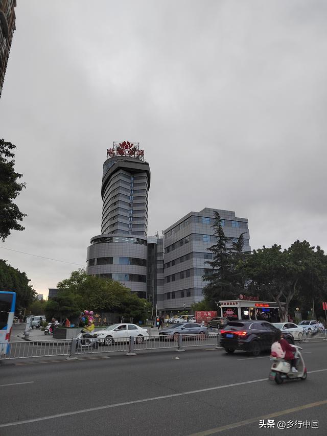 国庆预热！“三国之源 潮起顺庆”演唱会后“跟着陈寿写三国”建议