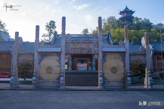 铜仁古城始建于2021年？但府文庙等古迹却让我三步一停，烦人