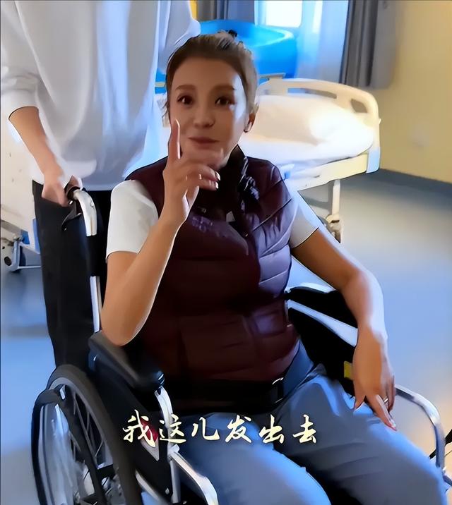 “央视当家花旦”朱迅：生命终将结束，何妨不大胆一点？