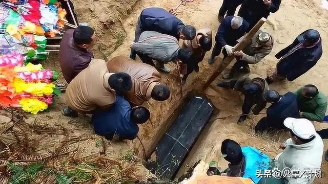 “火葬”将被淘汰？新方式已经在国内试用，很多人表示不能接受