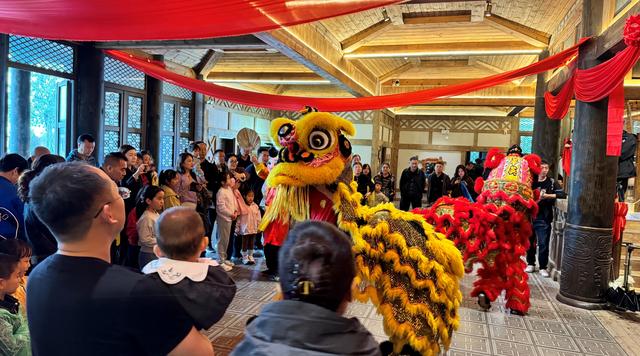 “双节”同庆文旅热 人气消费“双丰收” 国庆中秋假期全市文旅市场持续火爆