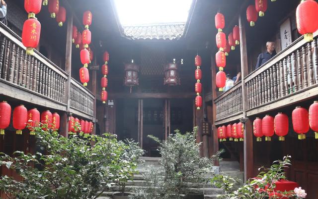 青木川,秦岭深处的时光琥珀,藏着多少传奇与风景!