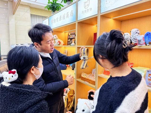 集宁区：特色文创赋能 “小物件”点亮文旅新体验