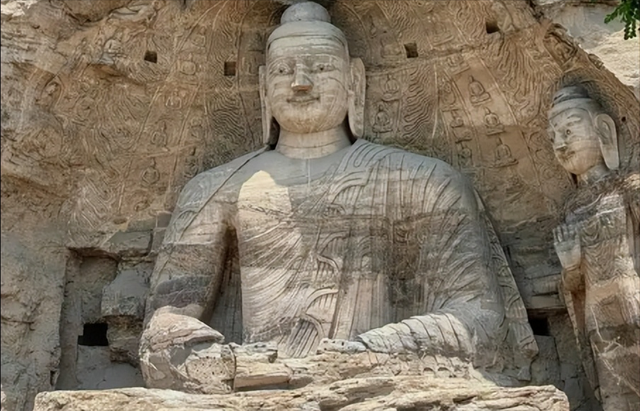 惊世骇俗！在云冈石窟办时装秀？这是不把老祖宗的东西放在眼里