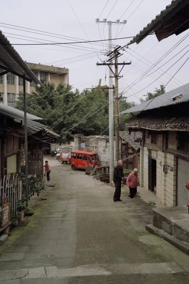 从成都出发，在龙泉山东麓邂逅一座千年场镇的温柔