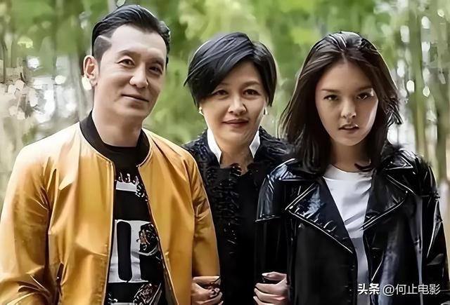 李咏没想到，自己离世8年后，23岁的女儿就走上一条“不归路
